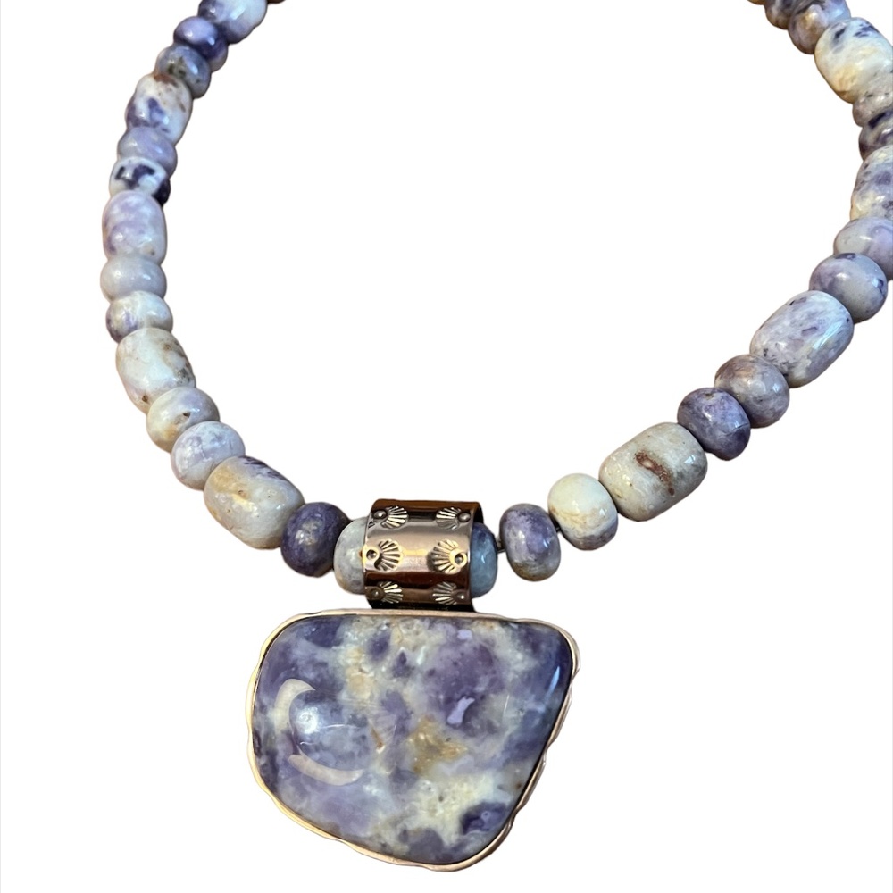 Gorgeous Genuine Tiffany Jasper and Copper Necklace - Picture 3 of 4